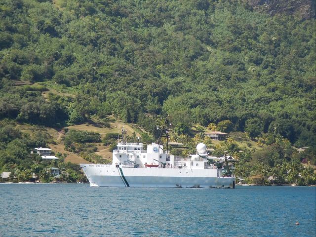 R/V Kilo Moana in Moorea